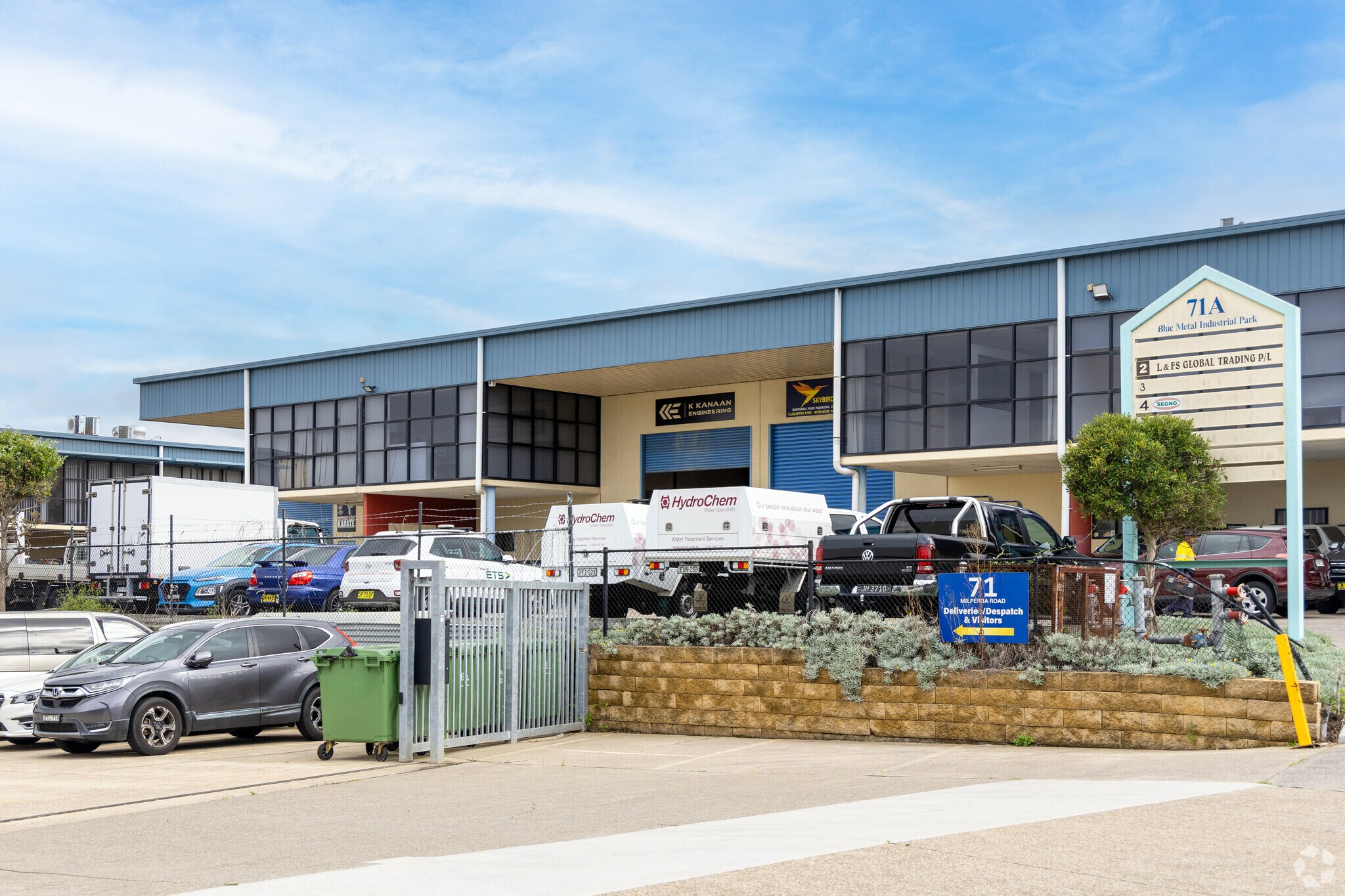 71A Milperra Rd, Revesby à louer Photo principale- Image 1 de 6