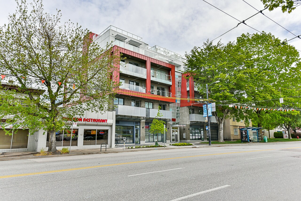 375-383 East Broadway St, Vancouver, BC for sale Primary Photo- Image 1 of 13