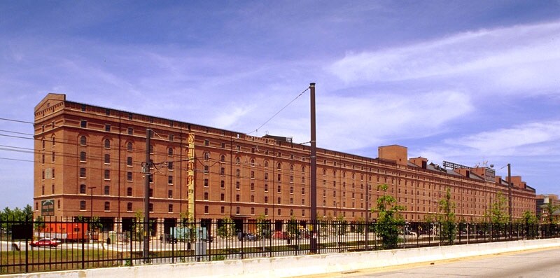 323-351 W Camden St, Baltimore, MD à louer - Photo du bâtiment - Image 2 de 12