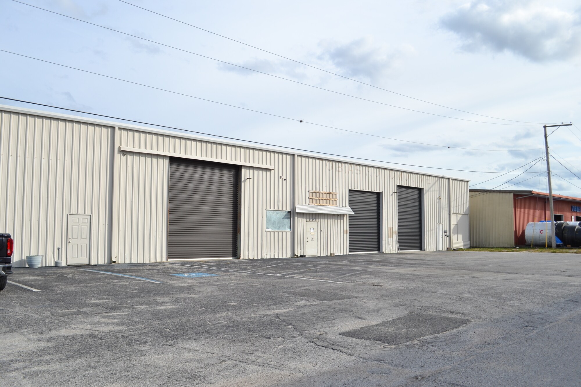 2121-2123 Edgewood Dr, Lakeland, FL for lease Primary Photo- Image 1 of 17
