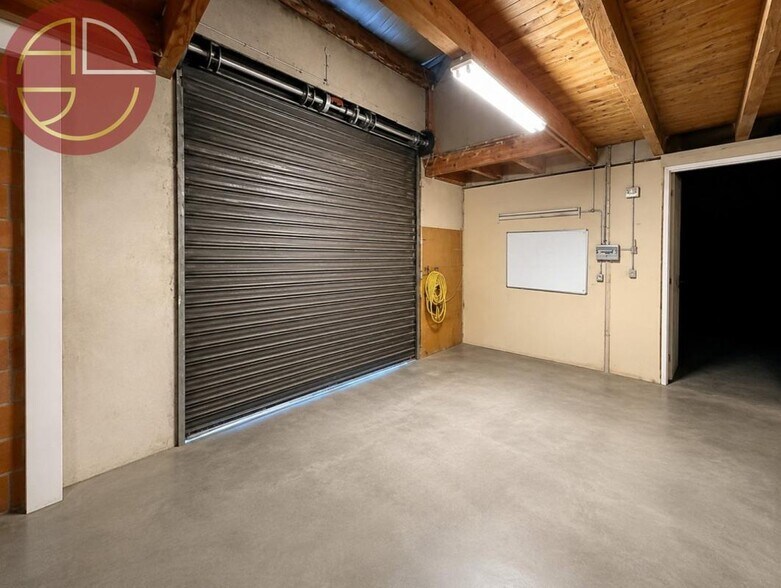 Industrial in Castanet Tolosan for sale - Interior Photo - Image 1 of 7