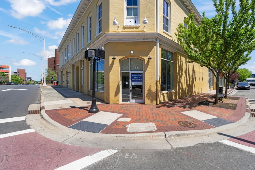 200-208 N Mangum St, Durham, NC for lease - Primary Photo - Image 1 of 15
