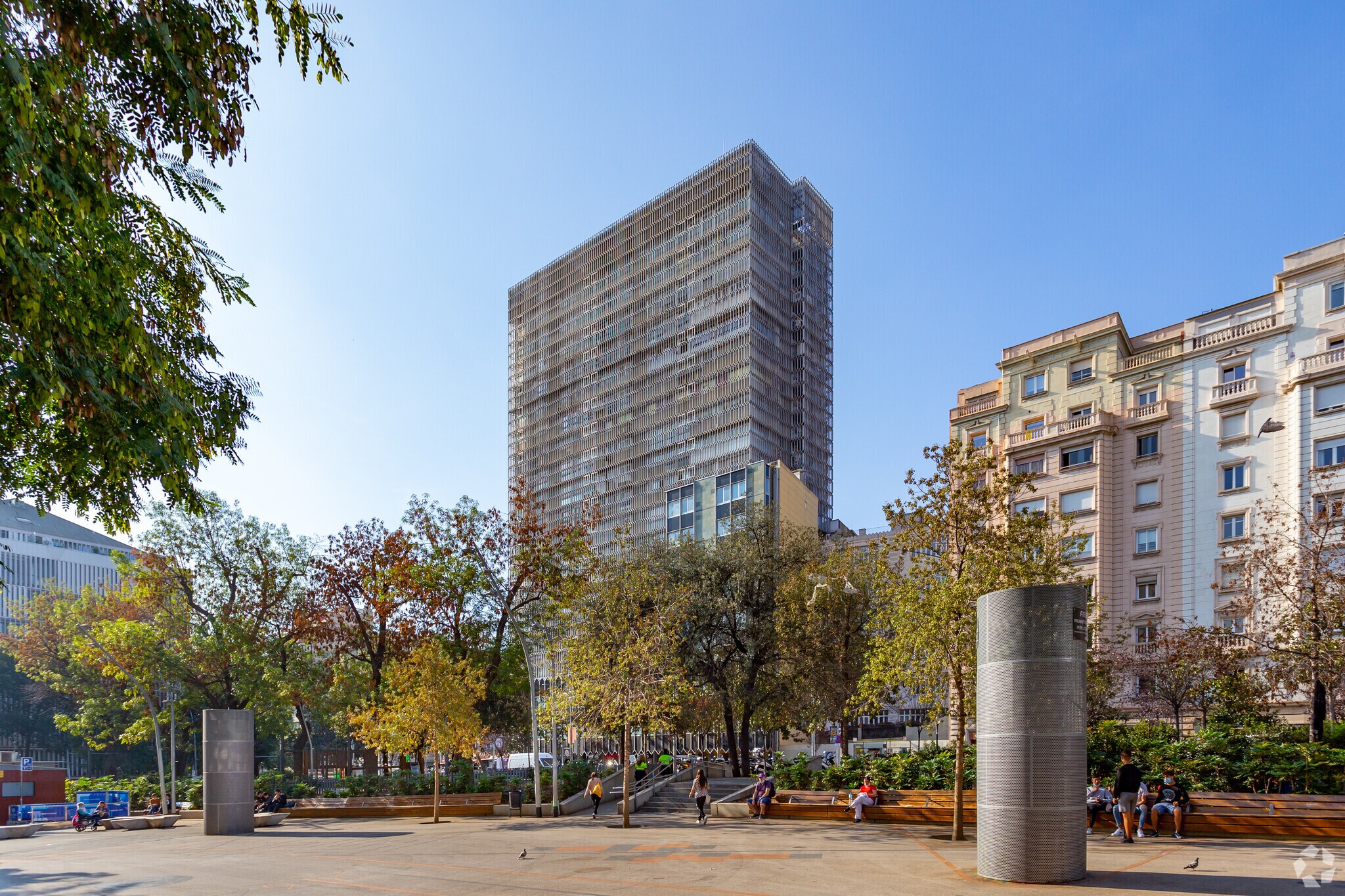 Plaça Gal.La Placídia, 1-7, Barcelone, Barcelona à louer Photo principale- Image 1 de 8