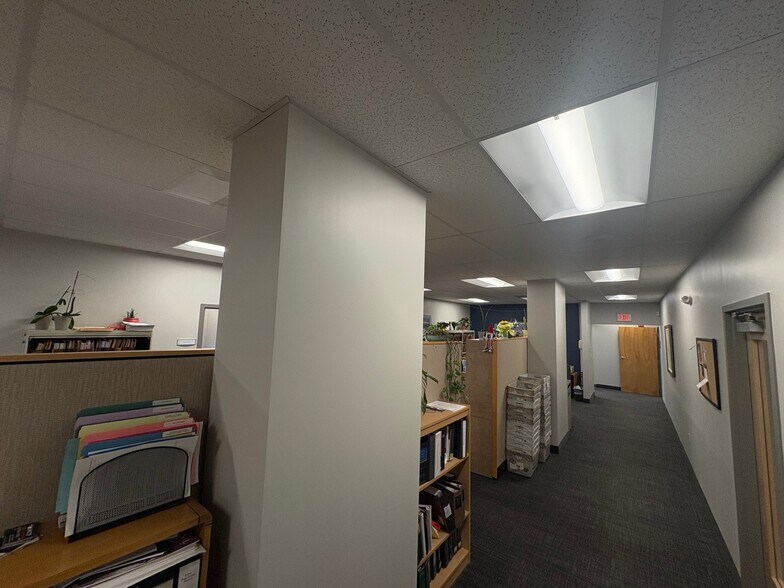 301 Promenade St, Providence, RI à louer - Photo du bâtiment - Image 3 de 8