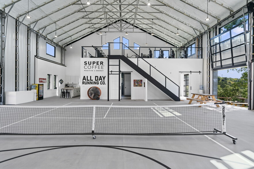 12701 Trails End Rd, Leander, TX for sale - Building Photo - Image 3 of 5