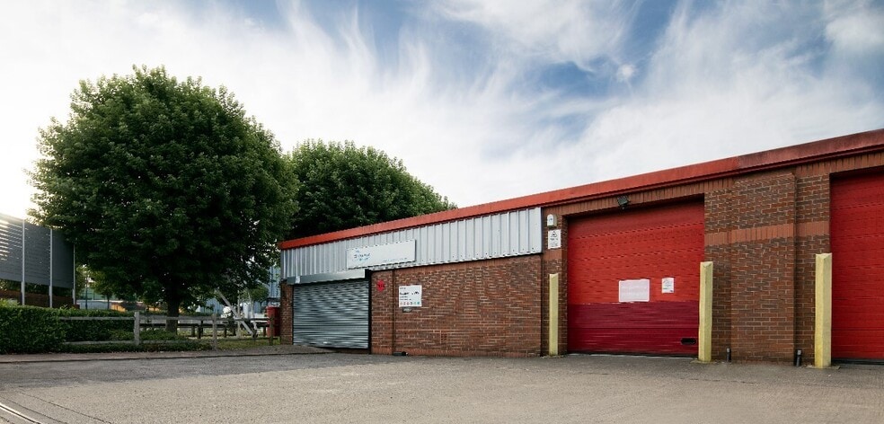 708 Abbey Rd, London for lease - Building Photo - Image 2 of 16