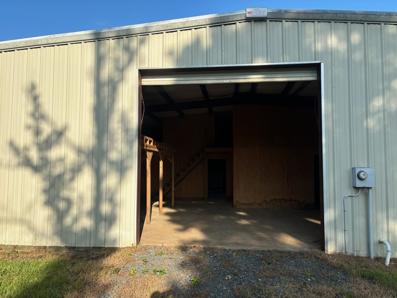 946 County Road 4814, Bloomburg, TX for sale - Building Photo - Image 2 of 30