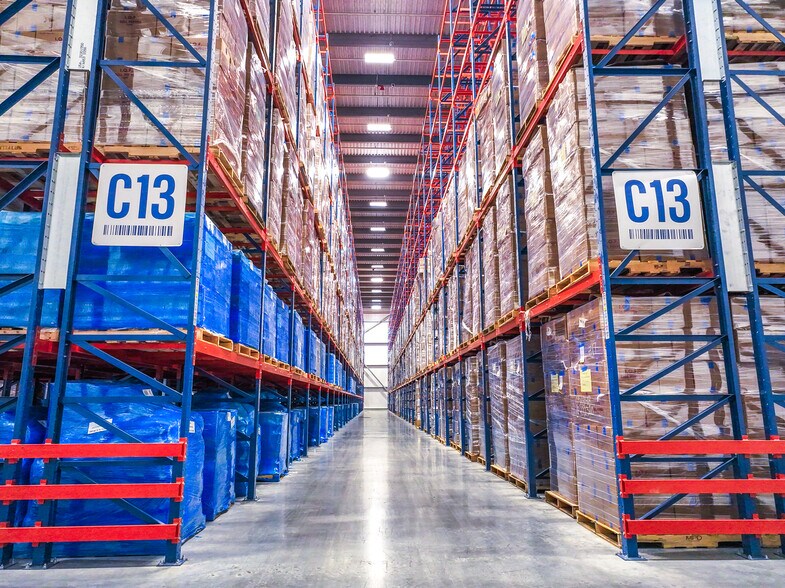 1900 Peru Dr, Sparks, NV à louer - Photo du bâtiment - Image 3 de 20