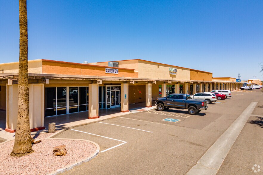 9750 W Peoria Ave, Peoria, AZ à louer - Photo du bâtiment - Image 3 de 11