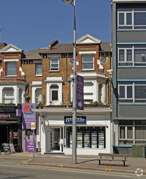 20-20B The Mall, London for lease - Building Photo - Image 2 of 6