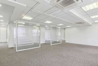 Plus de détails pour 24 Quai Gallieni, Suresnes - Bureau à louer