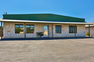 110 Industrial Dr, Boerne TX - Warehouse