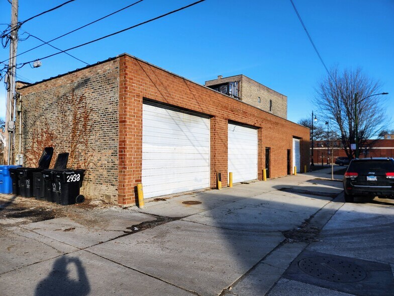 3566 S Halsted St, Chicago, IL à louer - Photo du bâtiment - Image 2 de 3