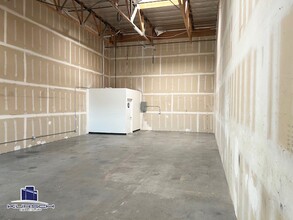 12180 Ridgecrest Rd, Victorville, CA for lease Interior Photo- Image 1 of 3