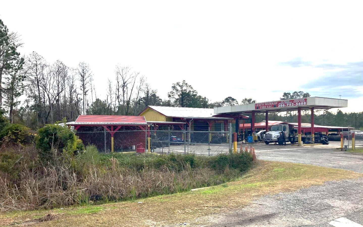 3827 N US Highway 441, Lake City, FL à vendre Photo du bâtiment- Image 1 de 4