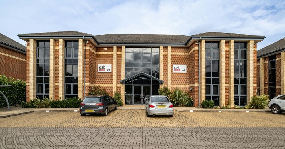 3 Queensbridge, Northampton for lease - Building Photo - Image 3 of 12