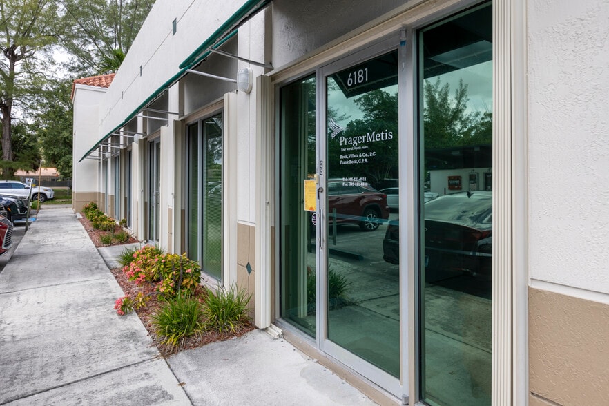 6155-6187 Miami Lakes Dr E, Miami Lakes, FL for sale - Building Photo - Image 2 of 10