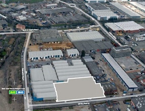 7 Whitby Ave, London, LND - AERIAL  map view