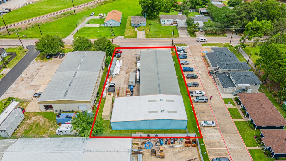705 Cedar Bayou Rd, Baytown, TX à louer - Photo du bâtiment - Image 2 de 26
