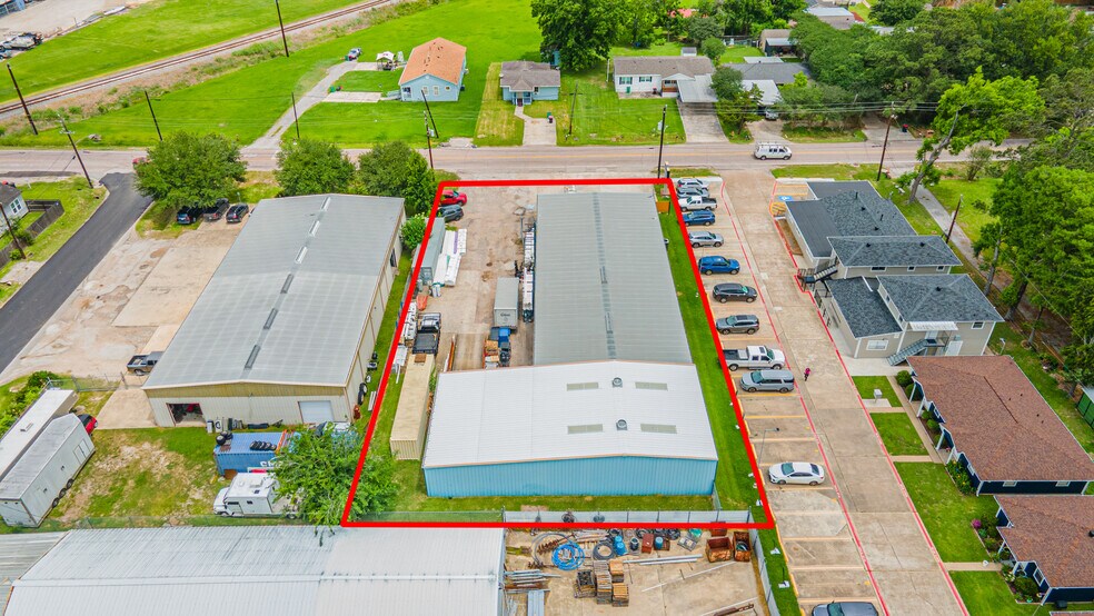 705 Cedar Bayou Rd, Baytown, TX à louer - Photo du bâtiment - Image 2 de 26