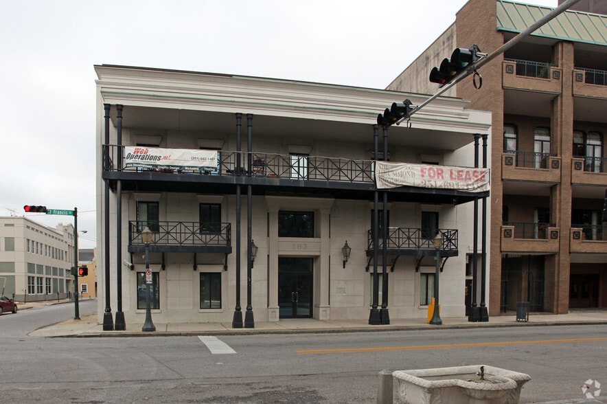 182 St Francis St, Mobile, AL for lease - Building Photo - Image 3 of 7