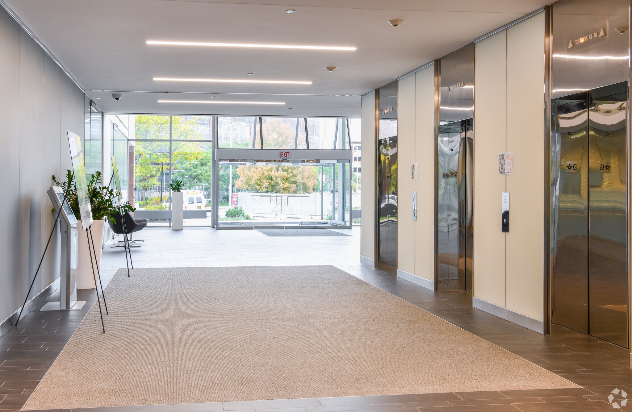 100 Cambridgepark Dr, Cambridge, MA for lease Building Photo- Image 1 of 6