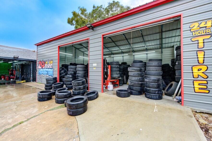 5302 Bataan Rd, Houston, TX à vendre - Photo du bâtiment - Image 2 de 14