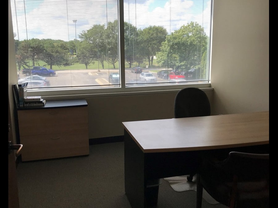 1755 Park St, Naperville, IL for lease Interior Photo- Image 1 of 2