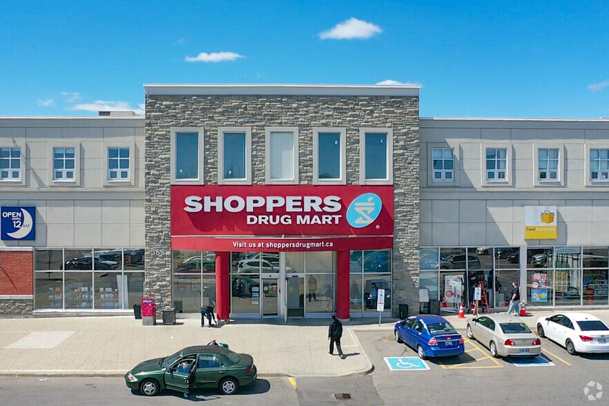 366-374 Main St N, Brampton, ON for lease - Primary Photo - Image 1 of 2