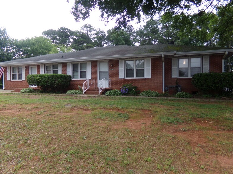 2041 Austell Rd SE, Marietta, GA à vendre - Photo du bâtiment - Image 1 de 12