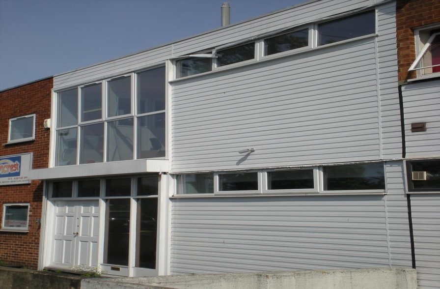 Printing House Ln, Hayes à vendre - Photo du bâtiment - Image 2 de 8