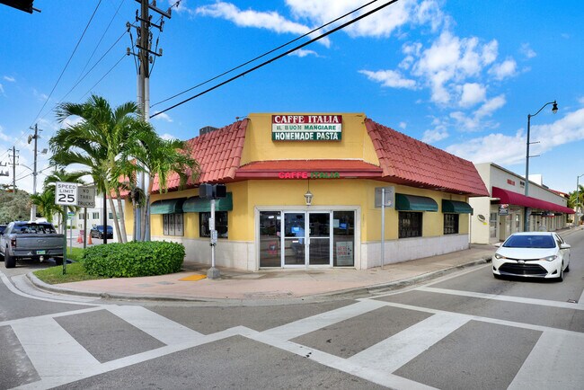 More details for 3800 SW 8th St, Coral Gables, FL - Retail for Sale