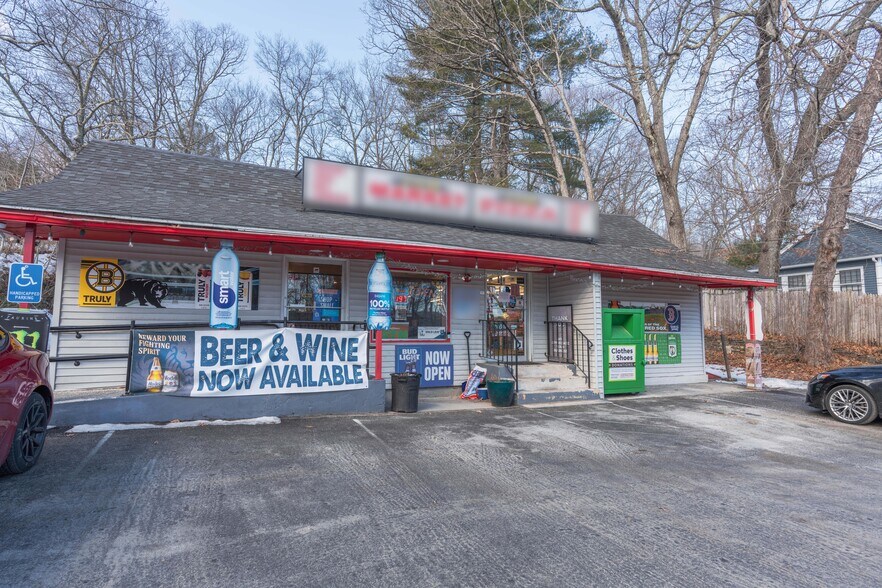 117 Clinton St, Shrewsbury, MA à vendre - Photo du bâtiment - Image 3 de 34