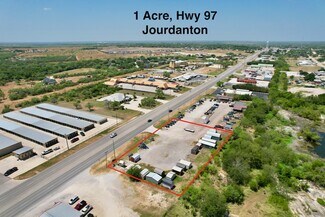 Plus de détails pour 1 Ac 97 E hwy, Jourdanton, TX - Terrain à vendre