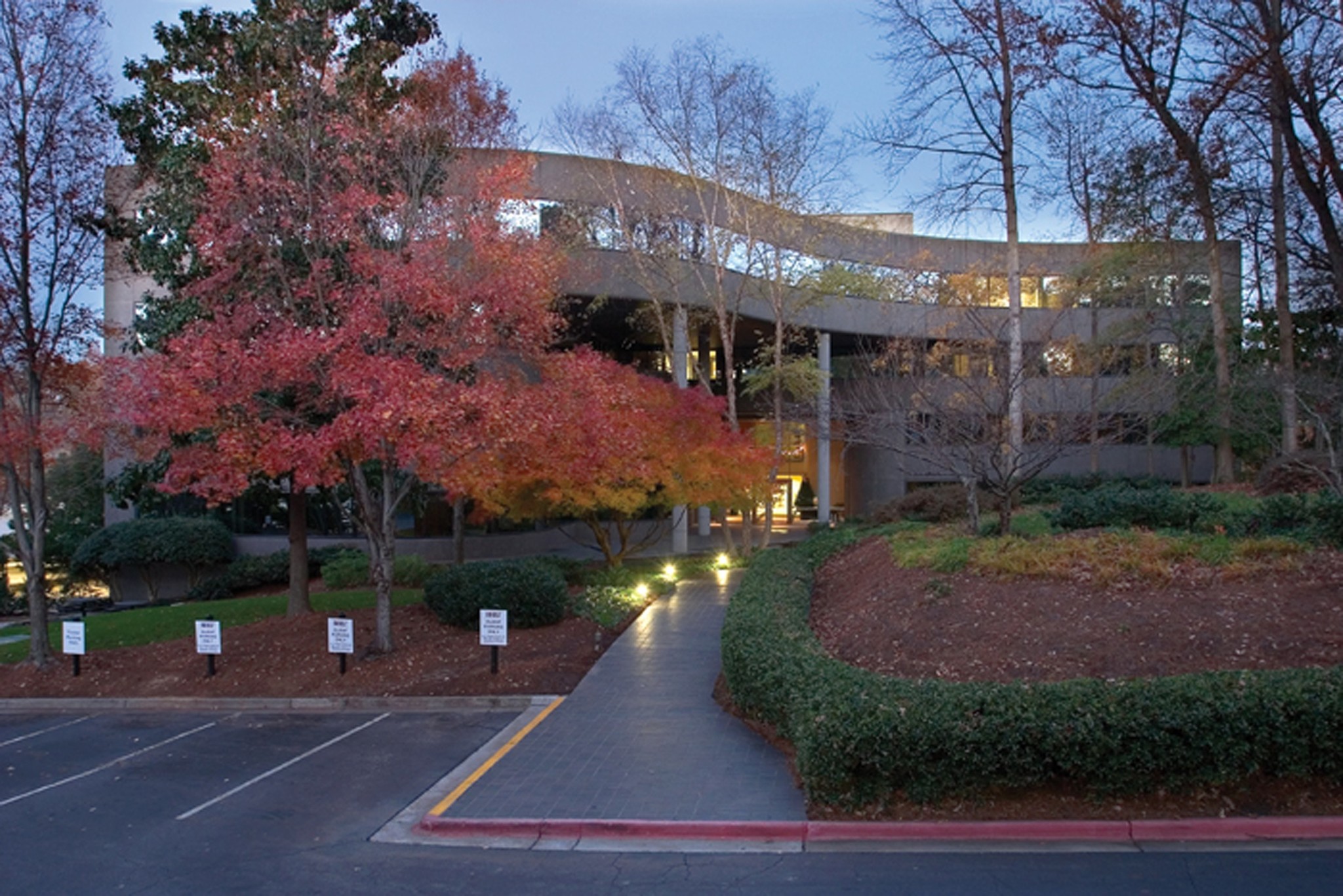 3520 Piedmont Rd NE, Atlanta, GA à louer Photo du bâtiment- Image 1 de 5