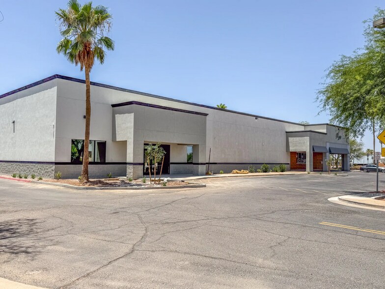 7561 E Baseline Rd, Mesa, AZ à louer - Photo du bâtiment - Image 3 de 17