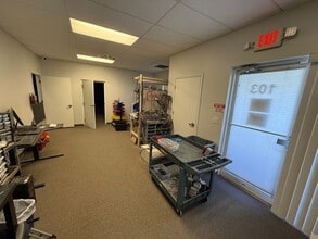 3030 Venture Ln, Melbourne, FL à louer Photo intérieure- Image 2 de 5