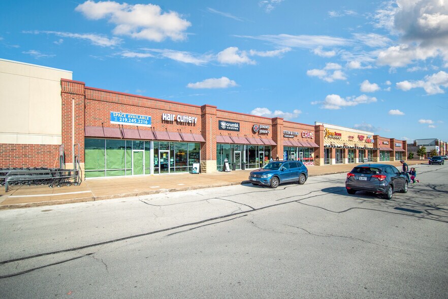 101 Joliet St, Dyer, IN à louer - Photo du bâtiment - Image 2 de 7