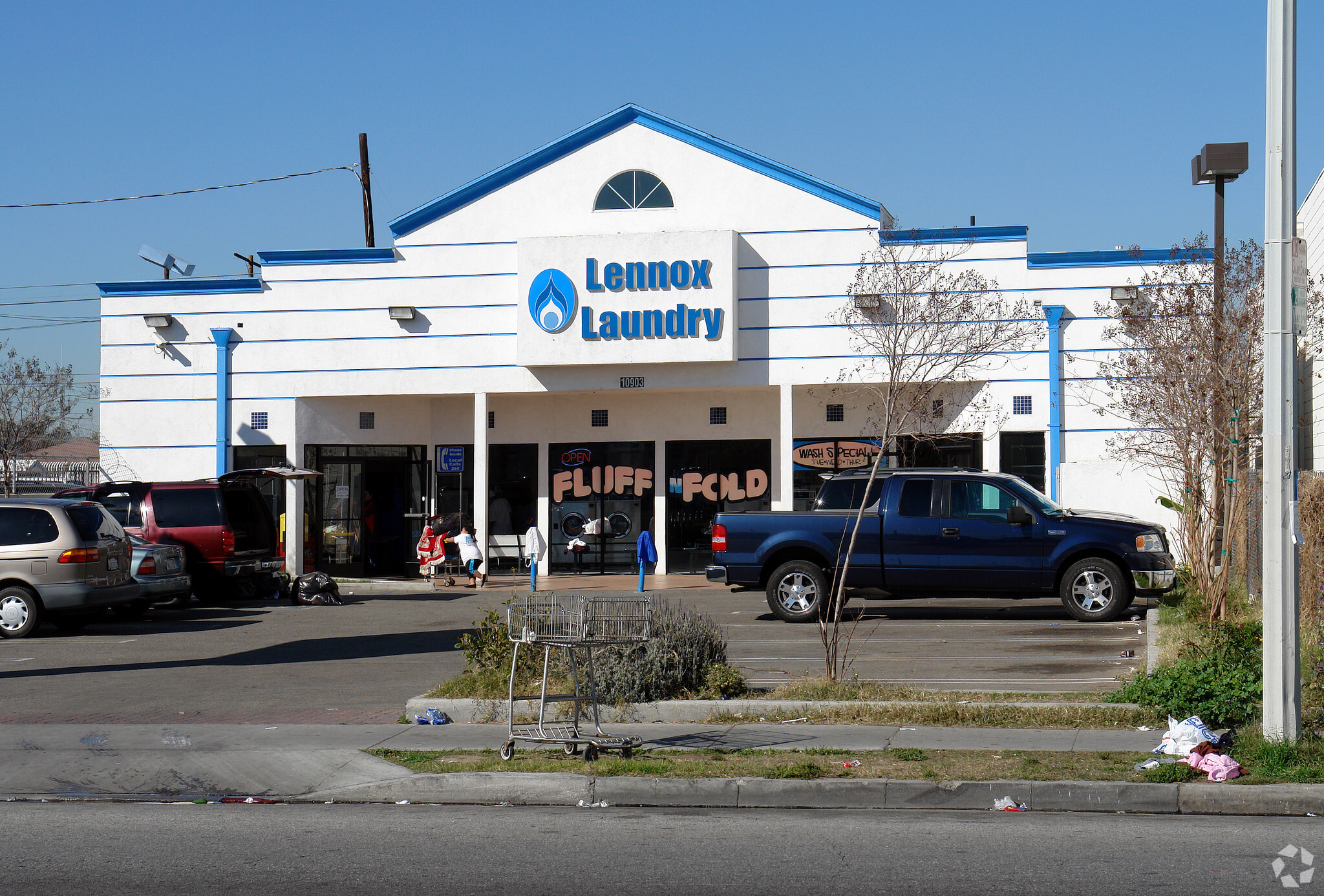 10903 Hawthorne Blvd, Inglewood, CA for sale Primary Photo- Image 1 of 12