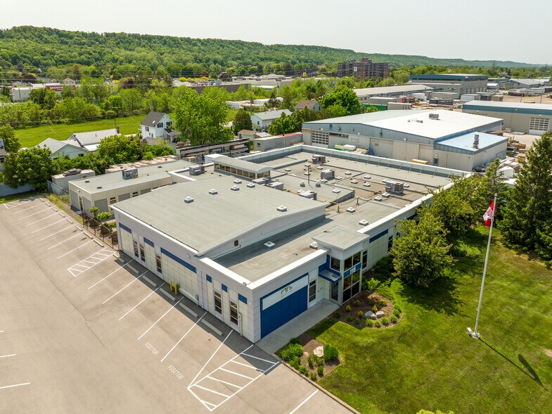 115 S Service Rd, Grimsby, ON for sale - Aerial - Image 2 of 5