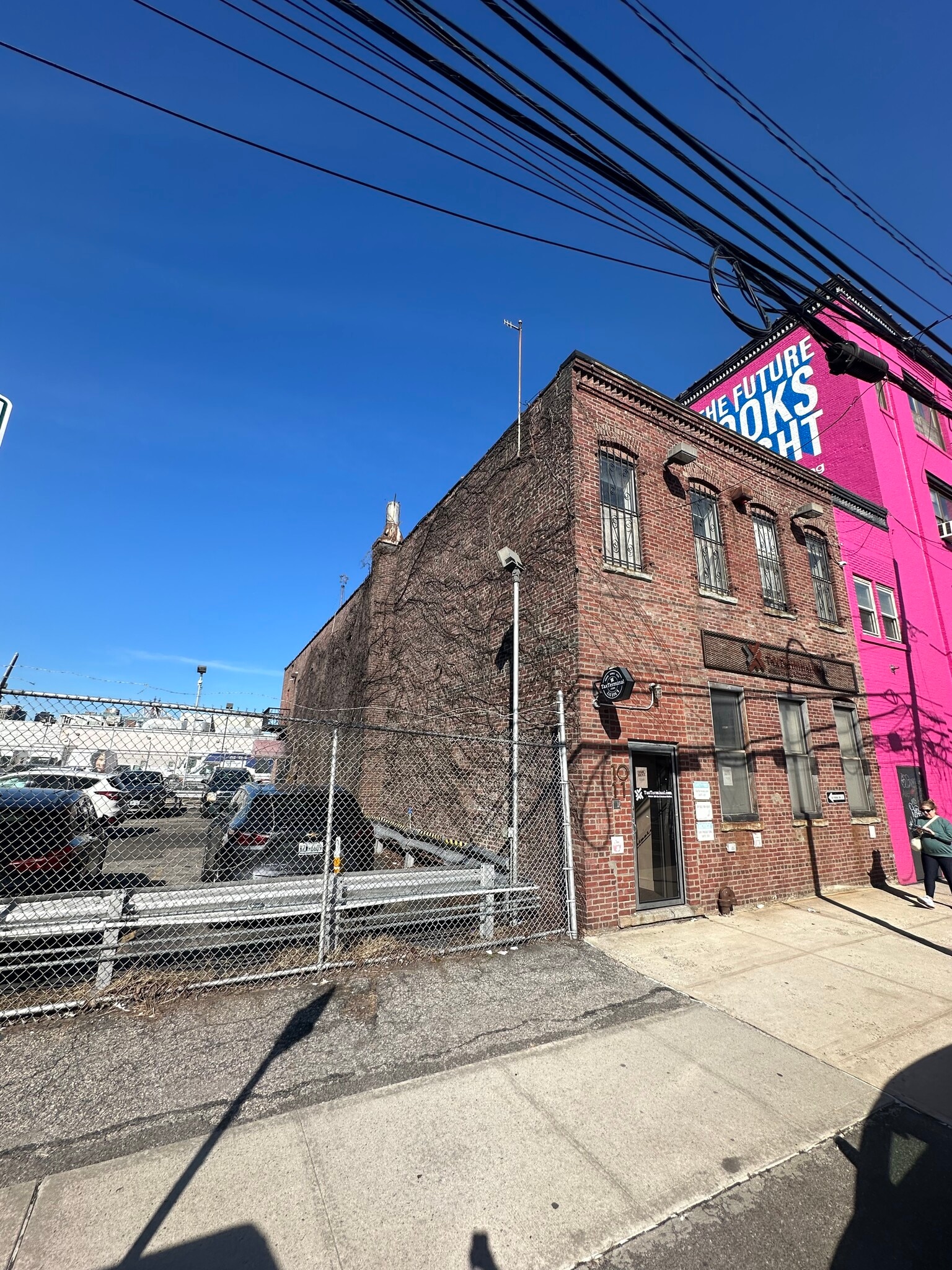1011 46th Ave, Long Island City, NY for lease Primary Photo- Image 1 of 6