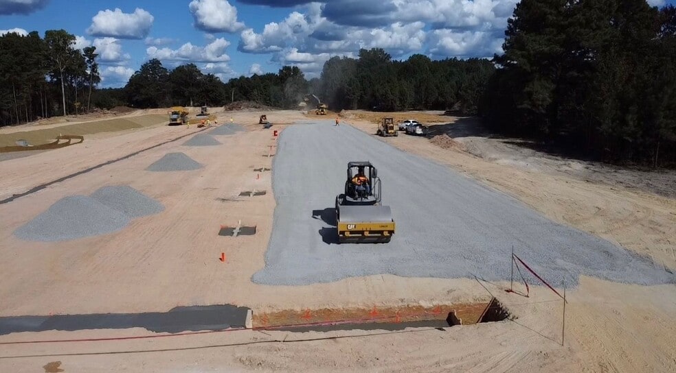 1485 Goodwin Rd, Apex, NC à louer - Photo du bâtiment - Image 3 de 5