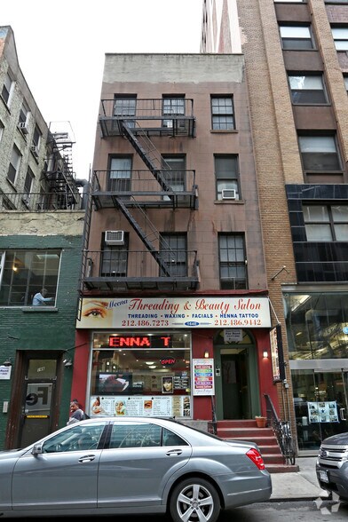 164 E 56th St, New York, NY à vendre - Photo du bâtiment - Image 3 de 9