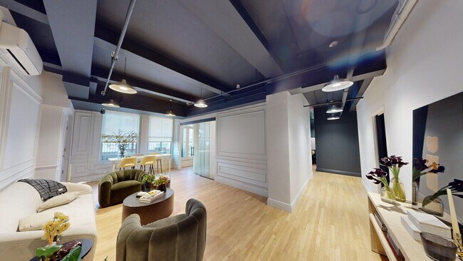Plus de détails pour 336-342 W 37th St, New York, NY - Bureau à louer