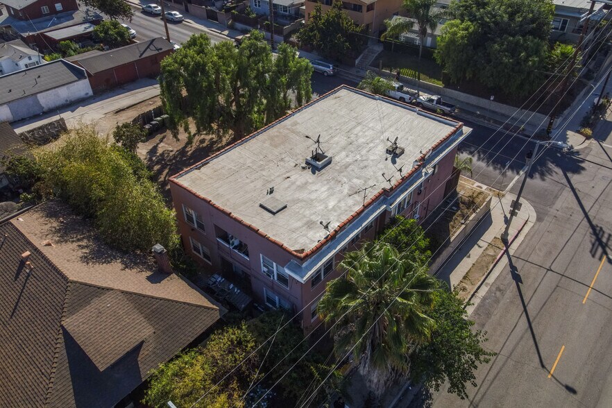902 S Mesa St, San Pedro, CA for sale - Building Photo - Image 3 of 12