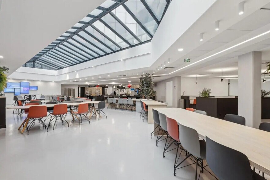 22 Quai Gallieni, Suresnes à louer - Photo du bâtiment - Image 2 de 16