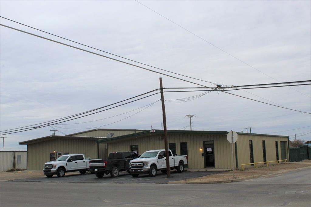 407 N Nelson St, Fort Stockton, TX à vendre Photo du bâtiment- Image 1 de 13