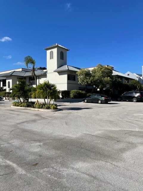 11891 US Highway 1, North Palm Beach, FL for lease Building Photo- Image 1 of 8