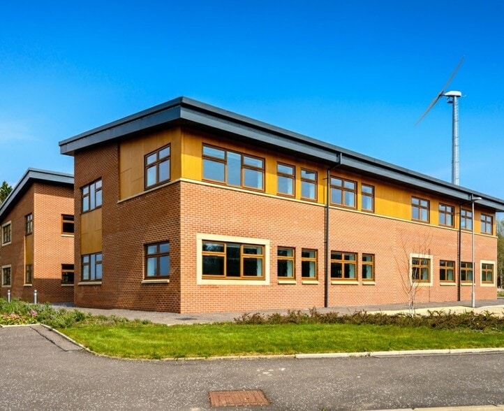 Annick Rd, Irvine for lease - Primary Photo - Image 1 of 25