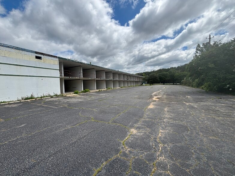 4 Buff Blvd, Summerton, SC for sale - Building Photo - Image 2 of 6